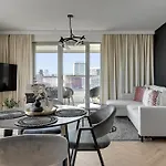 Zurawie - Food Hall, Parking & Stocznia By Downtown Aparthotel Danzig