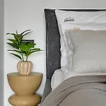Aparthotel Zurawie - Food Hall, Parking & Stocznia By Downtown 4*