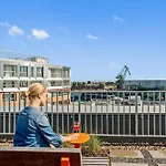 Zurawie - Food Hall, Parking & Stocznia By Downtown 4*