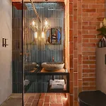 Aparthotel Zurawie - Food Hall, Parking & Stocznia By Downtown 4*