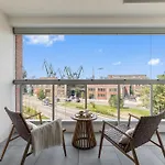Aparthotel Zurawie - Food Hall, Parking & Stocznia By Downtown 4*