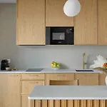 Aparthotel Zurawie - Food Hall, Parking & Stocznia By Downtown
