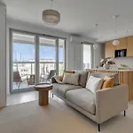 Zurawie - Food Hall, Parking & Stocznia By Downtown Aparthotel Danzica