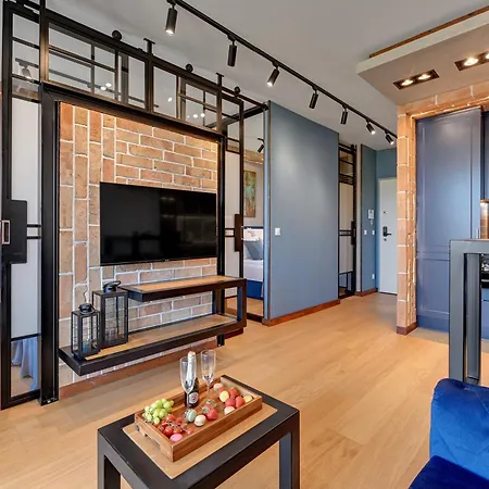 Zurawie - Food Hall, Parking & Stocznia By Downtown Διαμέρισμα Γκντανσκ