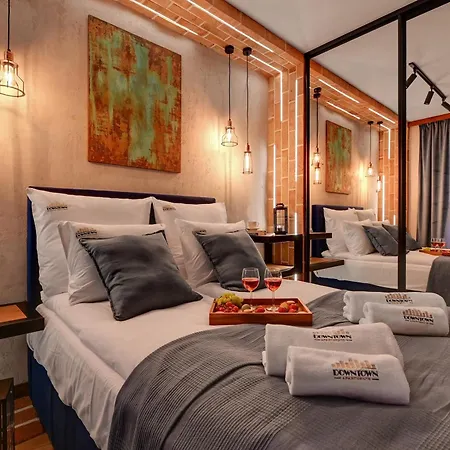 Zurawie - Food Hall, Parking & Stocznia By Downtown *