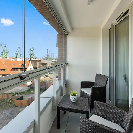 Apartment Zurawie - Food Hall, Parking & Stocznia By Downtown Danzig