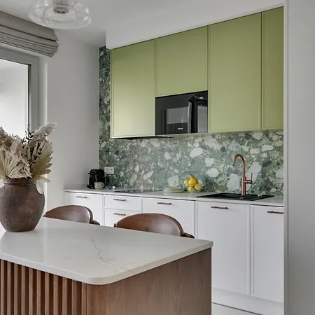 Zurawie - Food Hall, Parking & Stocznia By Downtown *