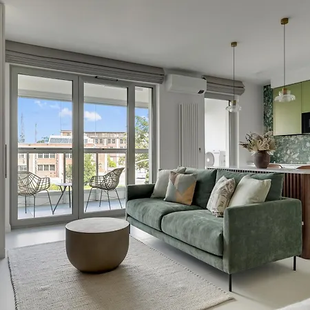 Διαμέρισμα Zurawie - Food Hall, Parking & Stocznia By Downtown *