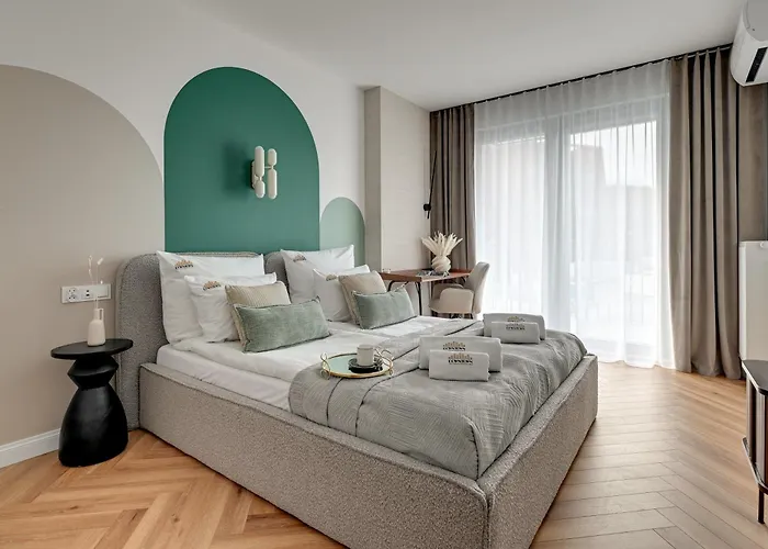 żurawie - Food Hall, Parking&stocznia By Downtown Hotel apartamentowy