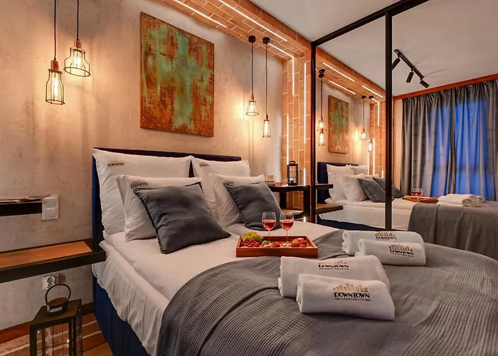 żurawie - Food Hall, Parking&stocznia By Downtown 4*