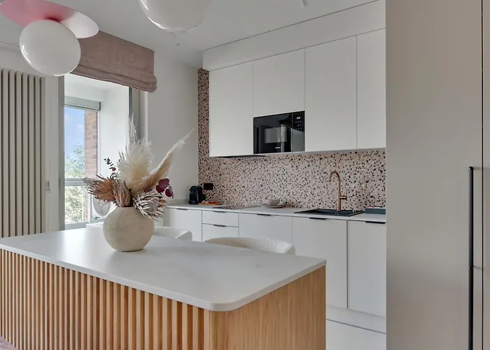 żurawie - Food Hall, Parking&stocznia By Downtown Hotel apartamentowy 4*