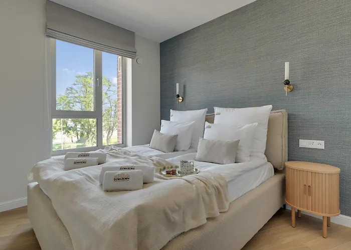 żurawie - Food Hall, Parking&stocznia By Downtown Hotel apartamentowy Gdańsk