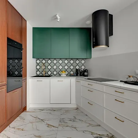 Zurawie - Food Hall, Parking & Stocznia By Downtown Appart hôtel 4*