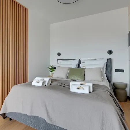 Zurawie - Food Hall, Parking & Stocznia By Downtown Appart hôtel