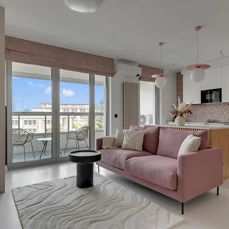 Zurawie - Food Hall, Parking & Stocznia By Downtown * Gdaňsk